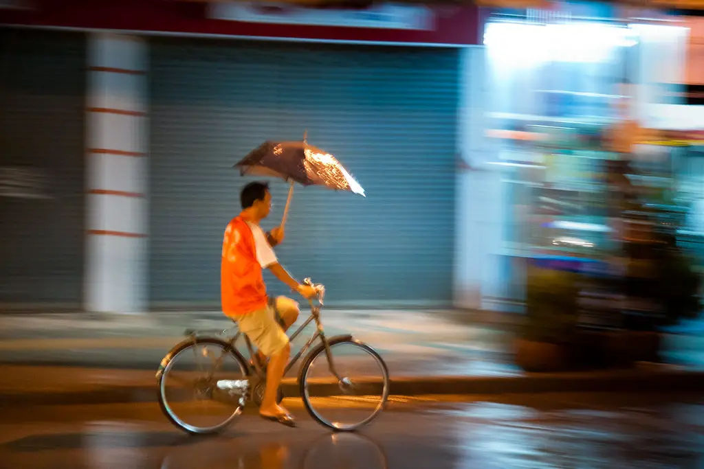 Les équipements supplémentaires pour rouler à vélo sous la pluie