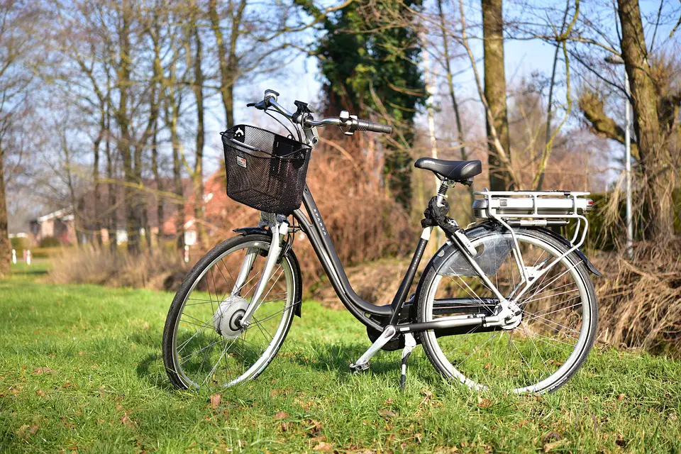 Rool’in : une astuce pour faire de votre bicyclette un vélo électrique