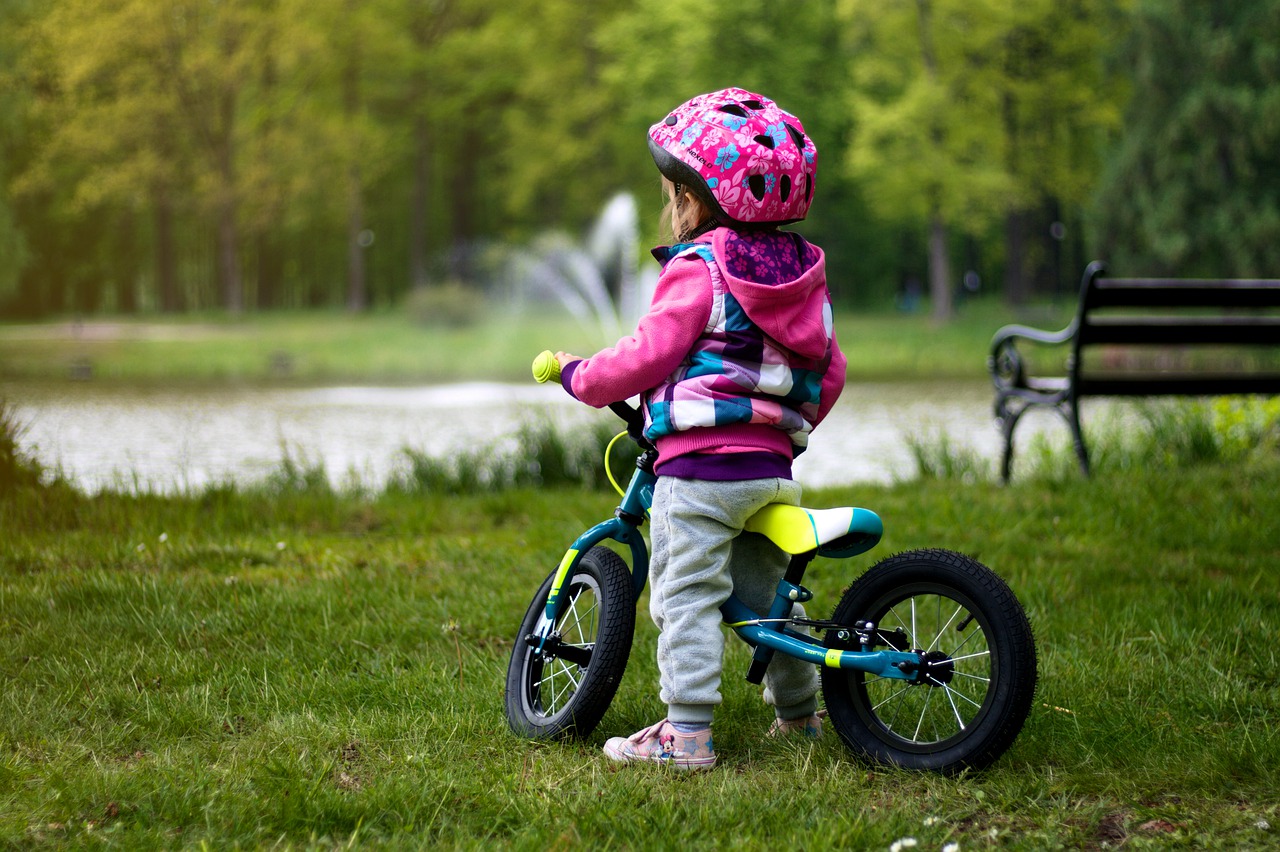 Enfant : passer de la draisienne au vélo