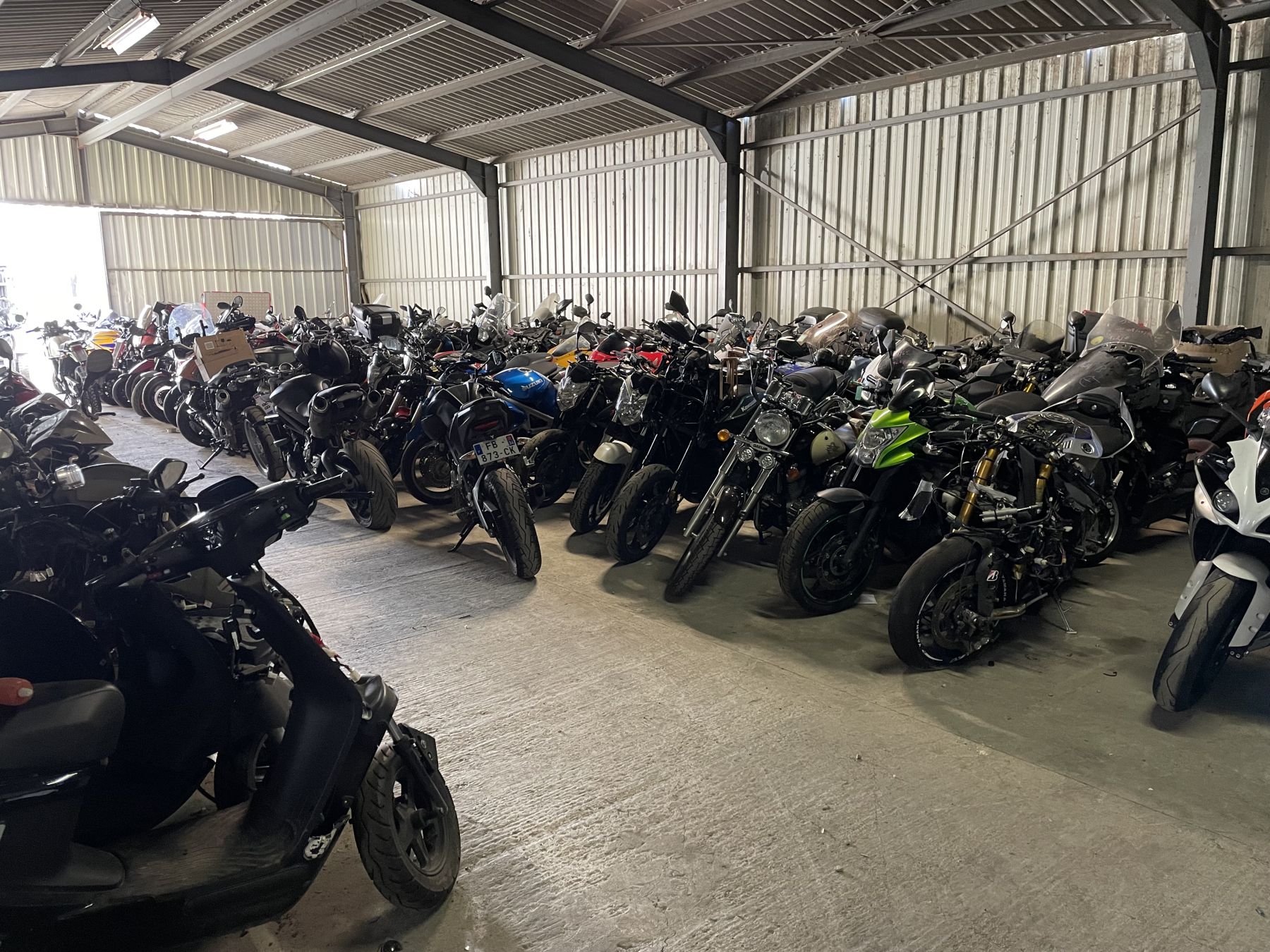 garage scooter et motos